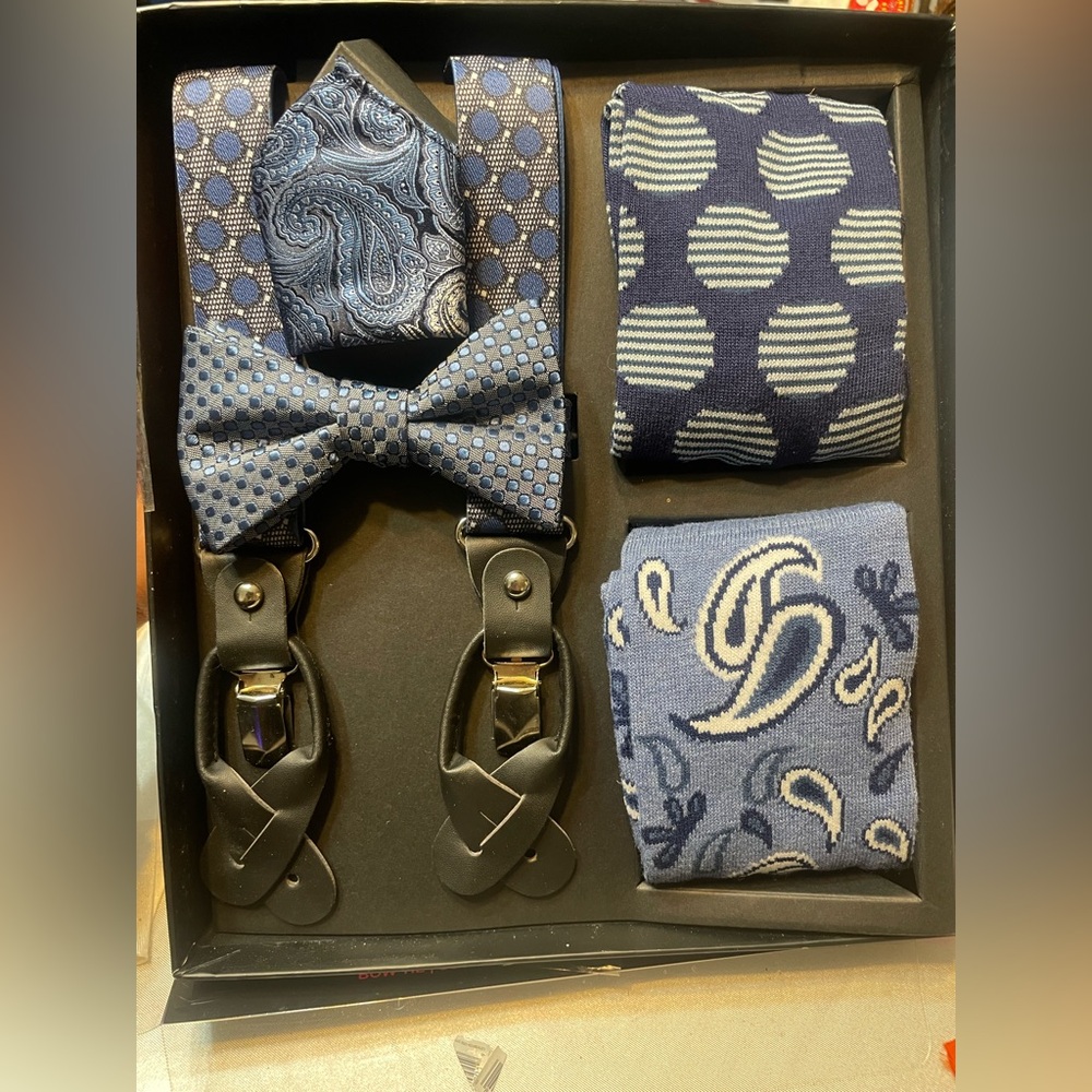 Linea uomo formal set Bow tie suspender socks pocket square blue paisley polka